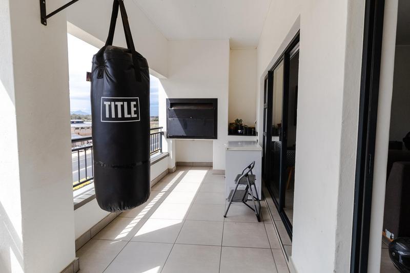 2 Bedroom Property for Sale in The Huntsman Western Cape